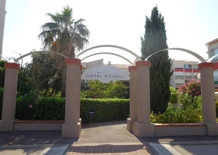 Piscine Park. Privatif Dans Res. Securisee *