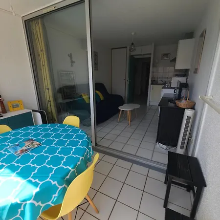 Piscine Park. Privatif Dans Res. Securisee Apartamento